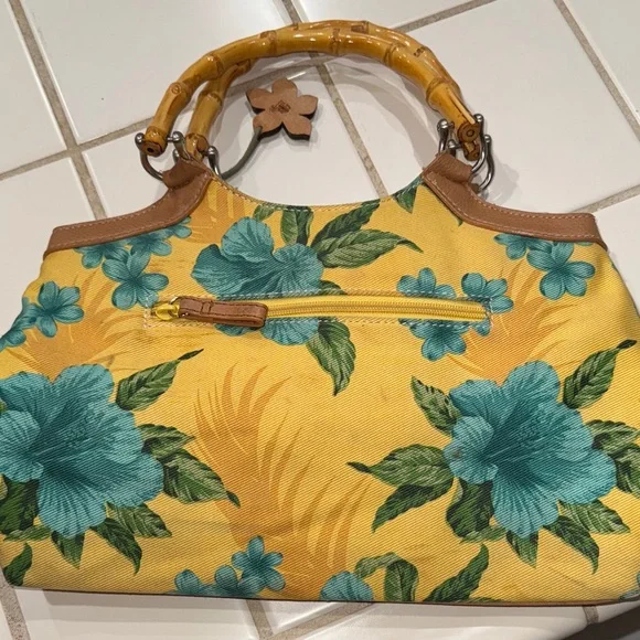 Caribbean Joe Tropical Print Canvas Bag with Bamboo Handles - Picture 3 of 6